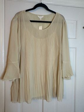 Adiva Cream Pleated Chiffon Tunic